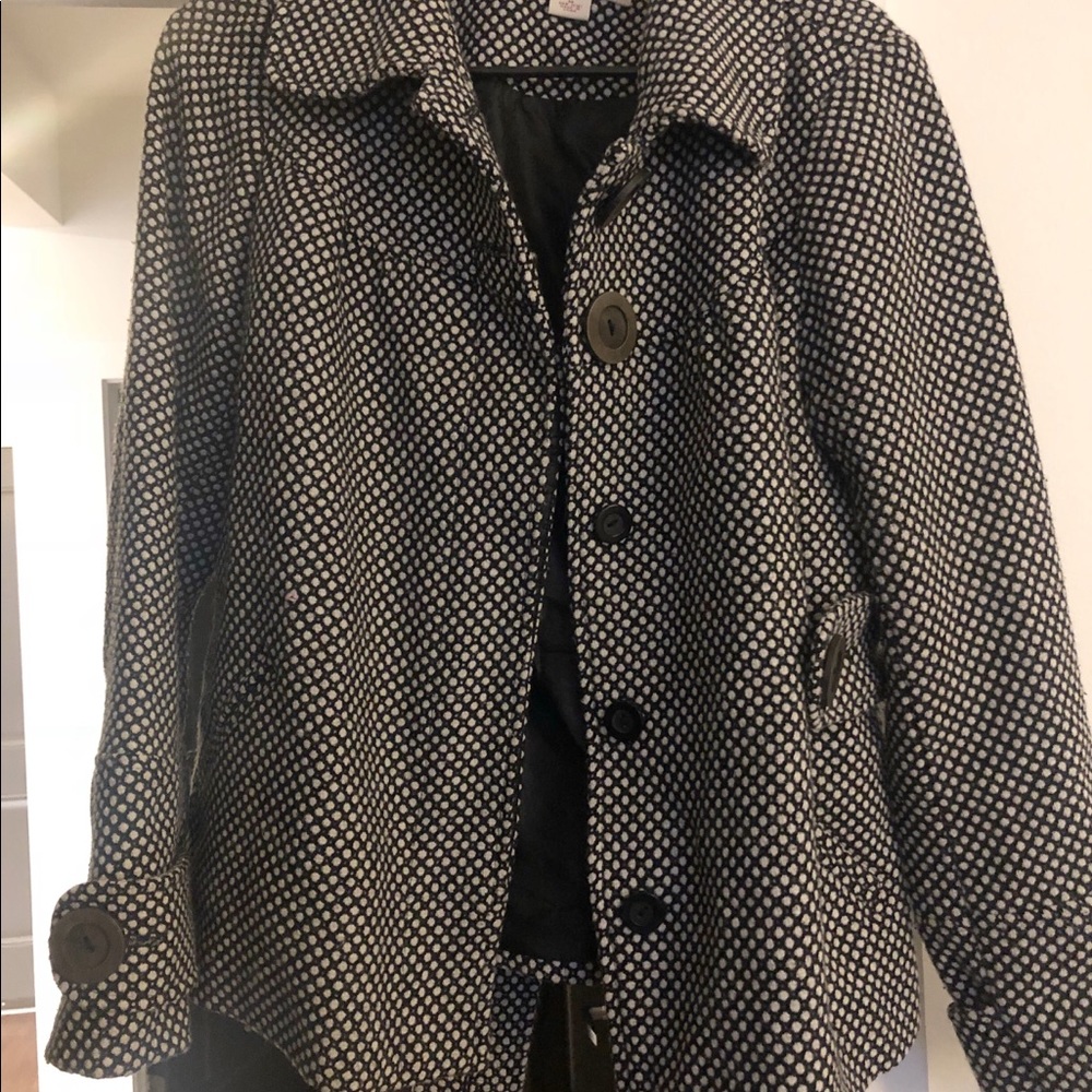 Black and white coat !!